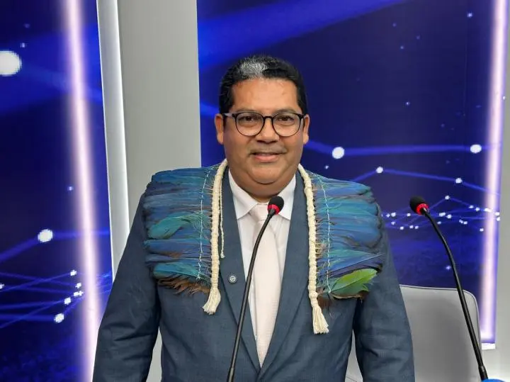 Quem está melhor preparado para governar o Amazonas?
